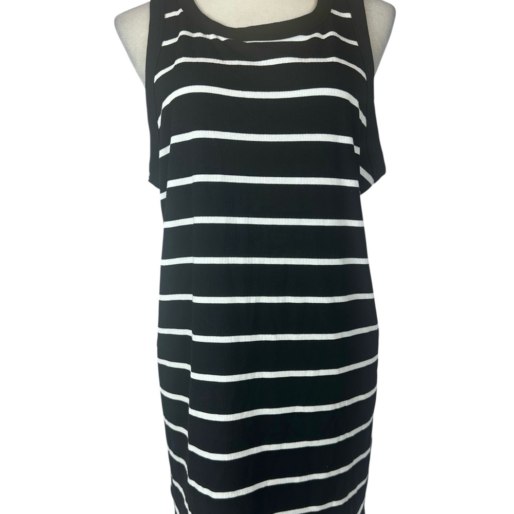 Torrid super soft black and white striped sleeveless top size 3-3X/22-24